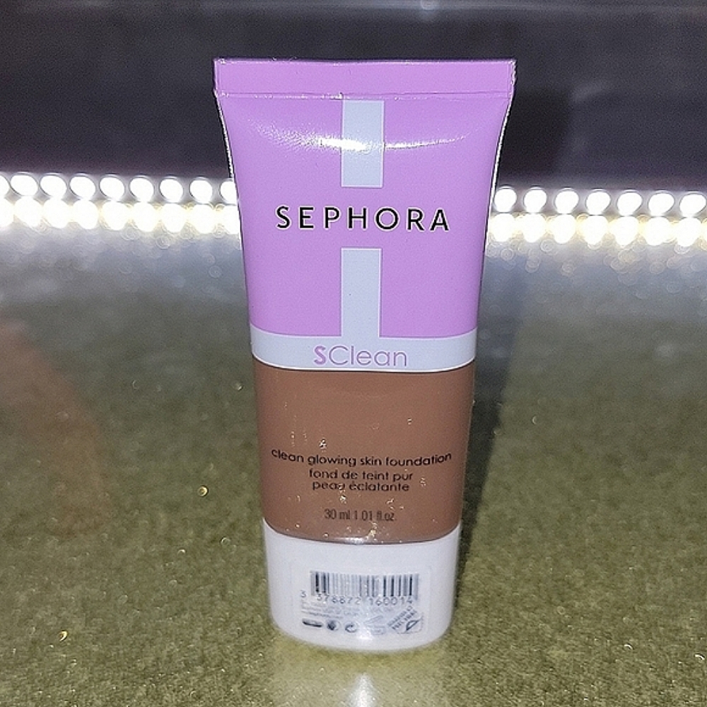 2 FOR $20. Sephora Collection "Clean Glowing Skin Foundation" - SHADE 31.